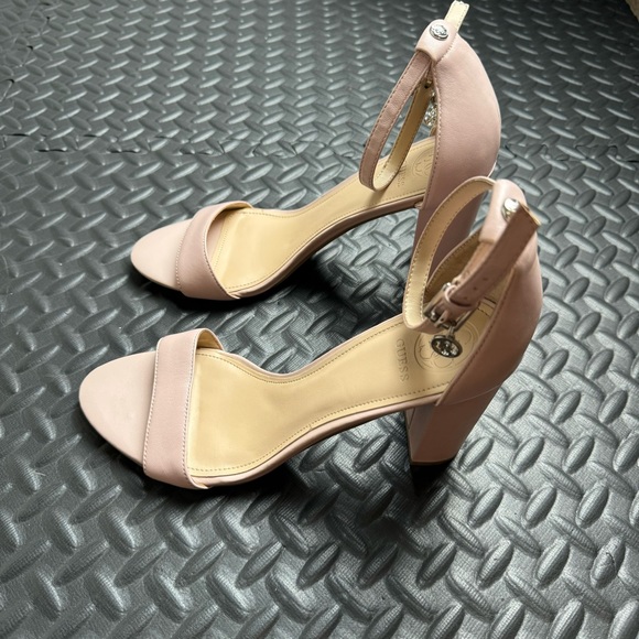 Guess Blush Pink Block Heels Size 8 Leather - Picture 7 of 12